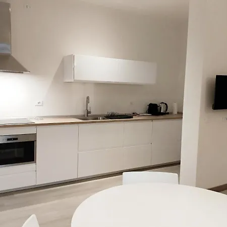 Apartment Via Poma Apartments&rooms *