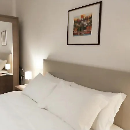 Via Poma Apartments&rooms * Verona