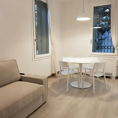 Via Poma Apartments&rooms * Verona
