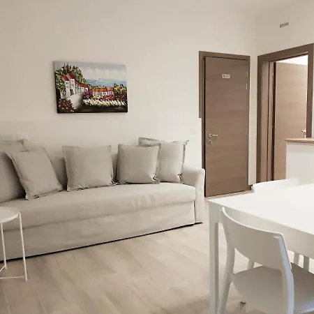 Via Poma Apartments&rooms Apartment *