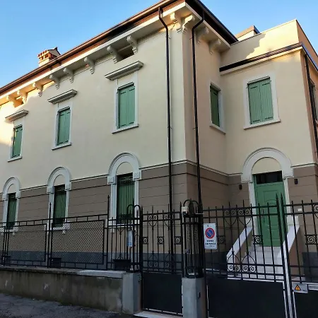 Via Poma Apartments&rooms